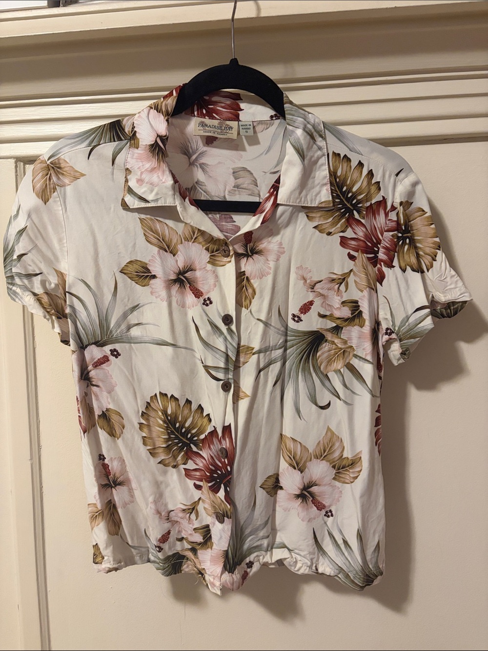 Paradise Bay White Floral Button-Down Camp Shirt